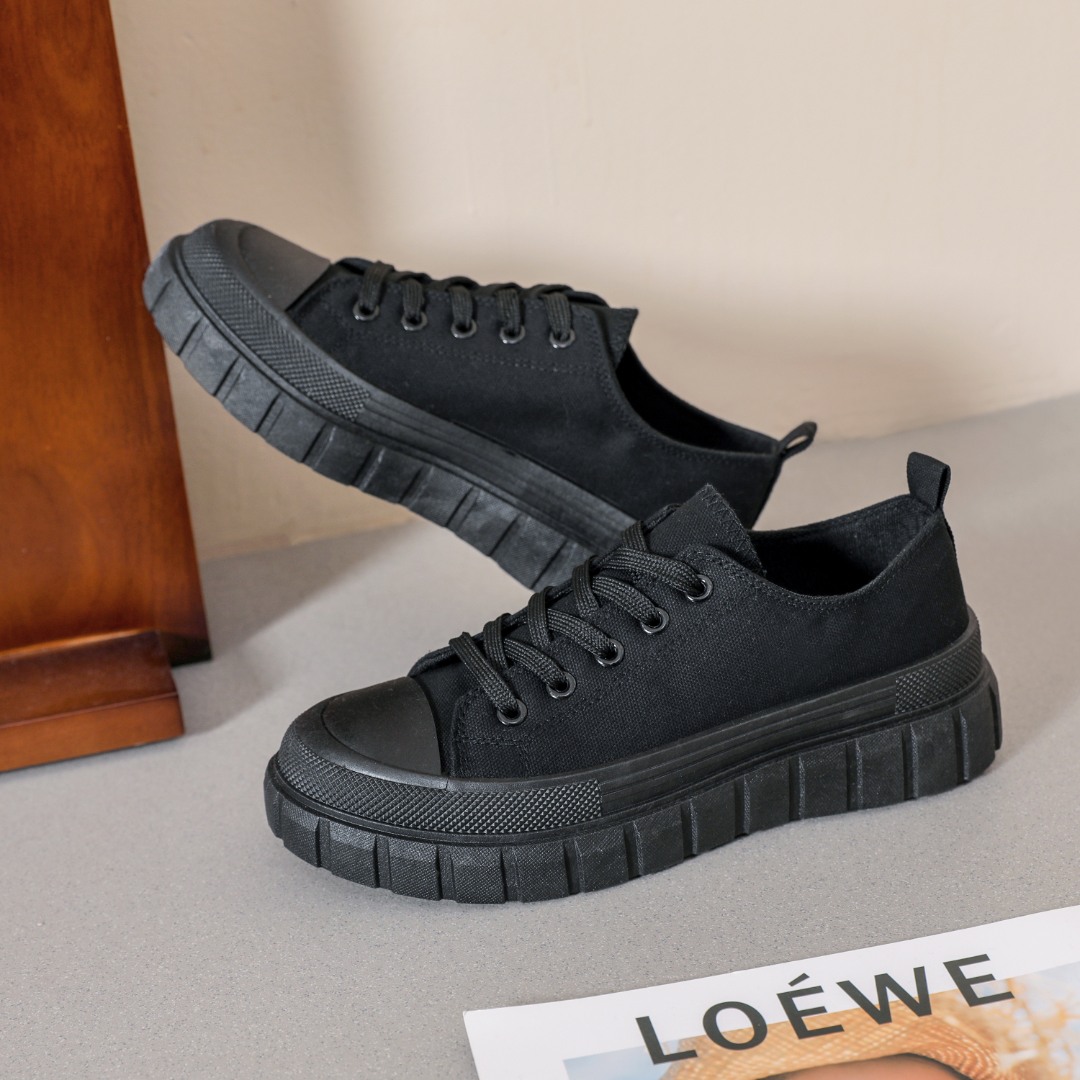 2202 BLACK