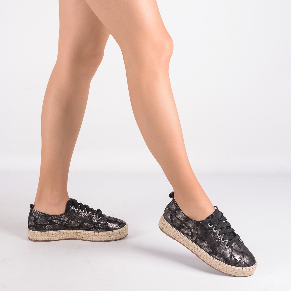 A422 BLACK