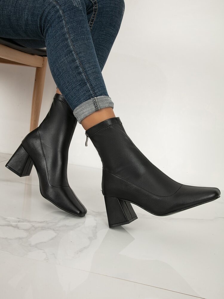 HF008 BLACK