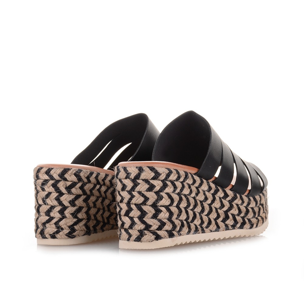 N21 770 BLACK T7 F4