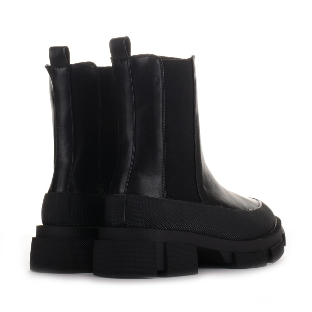 VB13519 BLACK T5