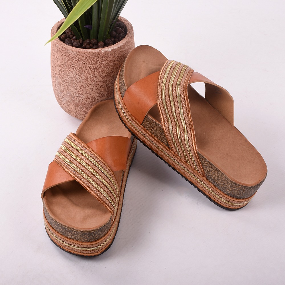WS 2057 CAMEL T5 F4 2