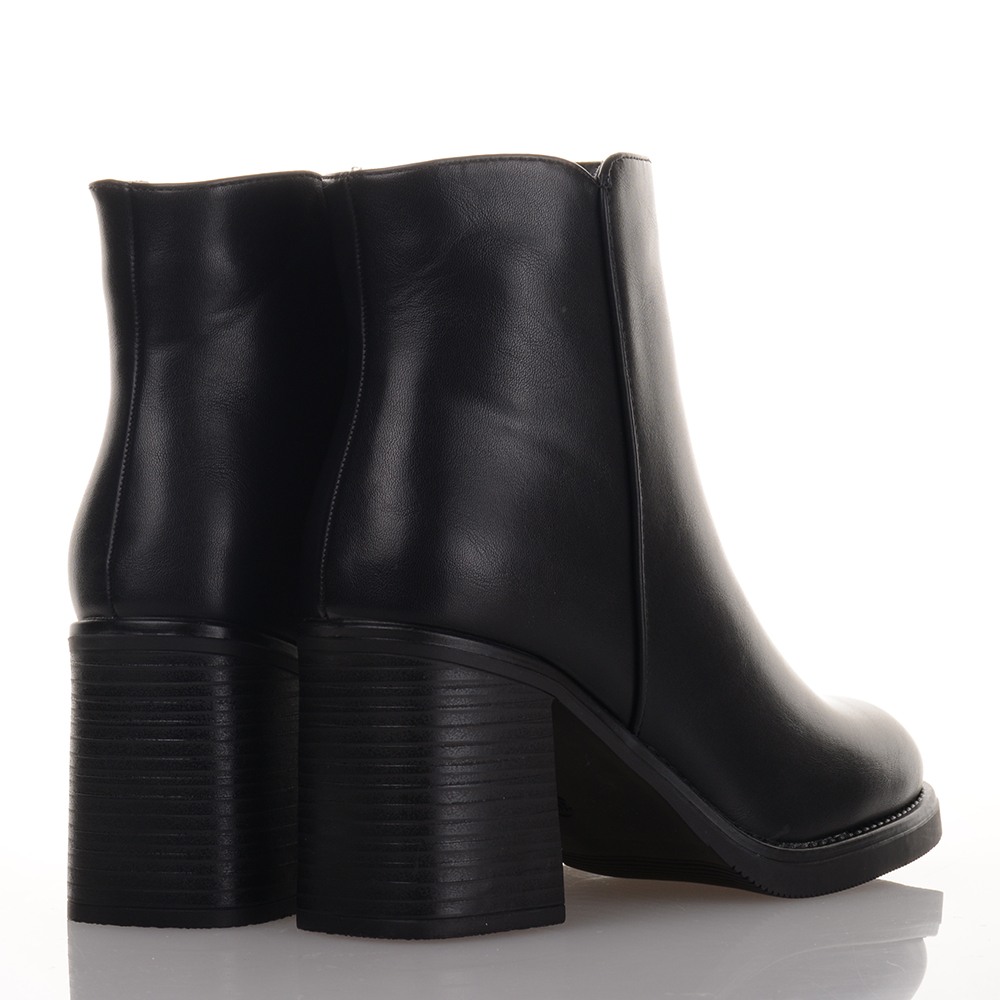 RQ58 BLACK T8